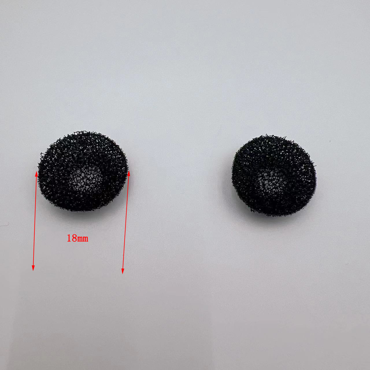 Czarne miękkie piankowe gąbki  – Earphone Foam Tip recenzja i cena