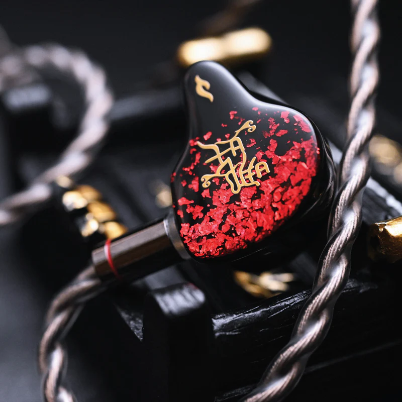 Słuchawki douszne hybrydowe Ta – In Ear Monitor Iem recenzja i cena